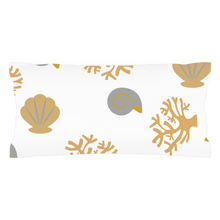 Load image into Gallery viewer, Mels Holiday "Seashell" Pillow Shams